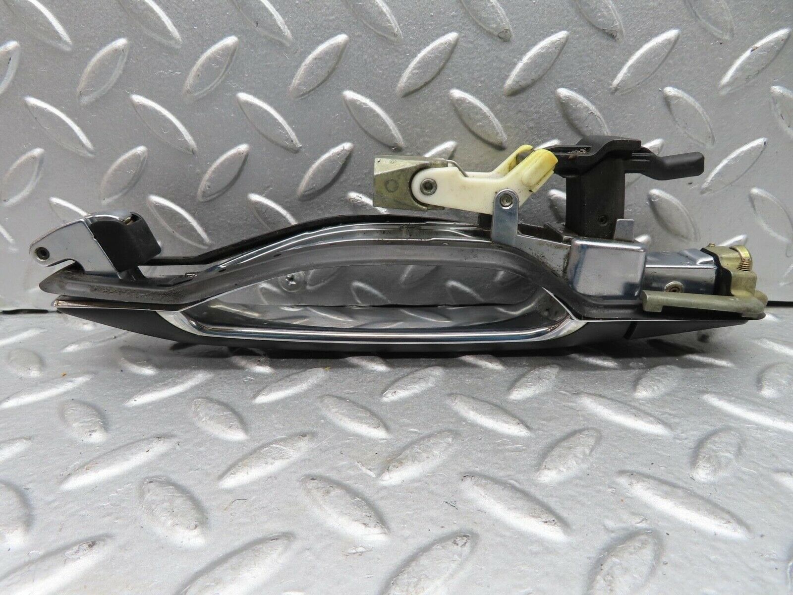 15007 Mercedes-Benz W140 S320 Rear Right Exterior Door Handle