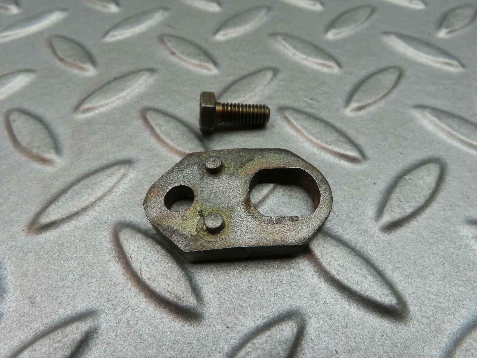 5126 Mercedes-Benz R107 350SL Coupe Fuel Injector Bracket