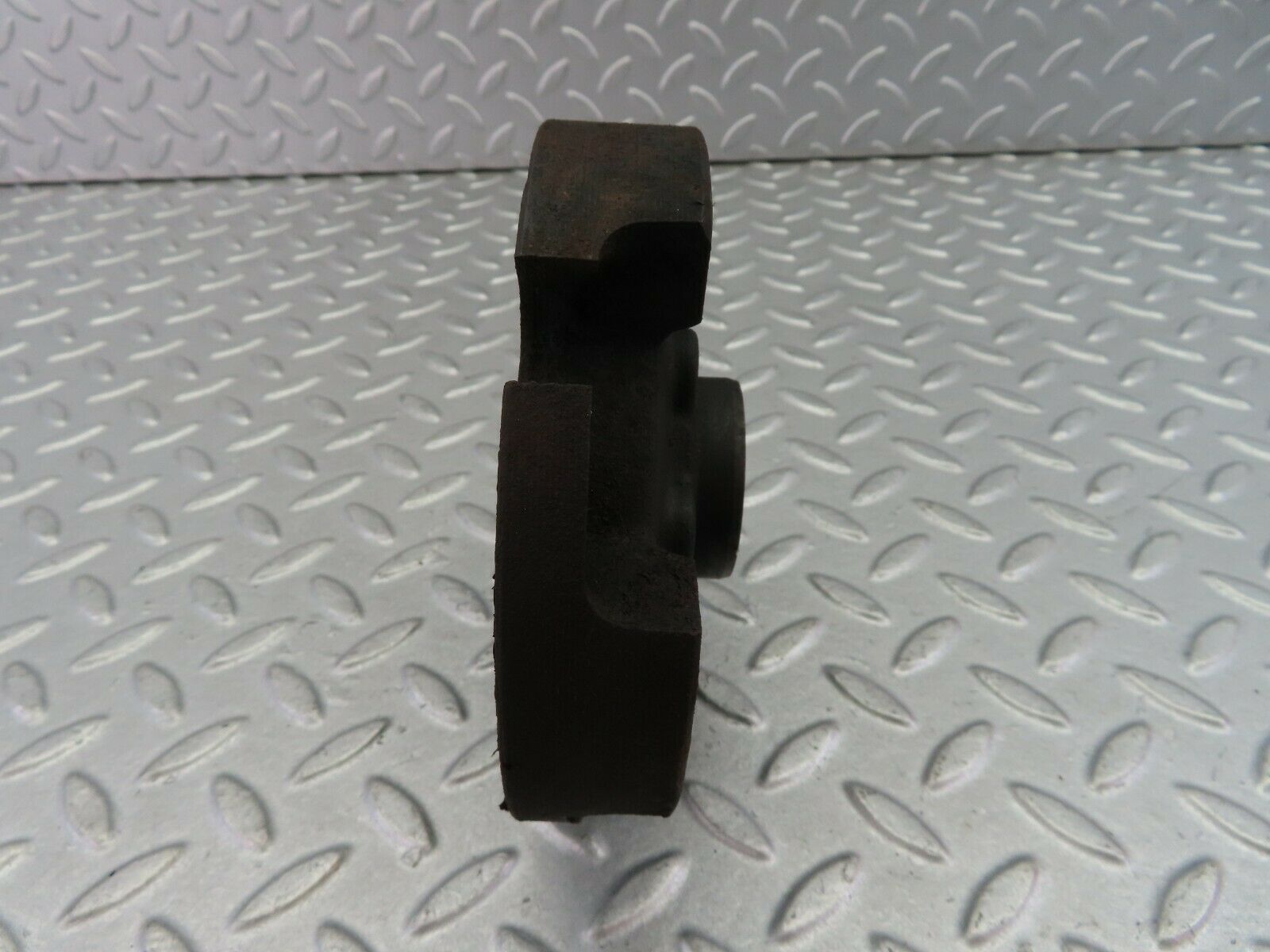 7995 Mercedes-Benz W115 220D Crankshaft Vibration Damper Pulley 6150311007