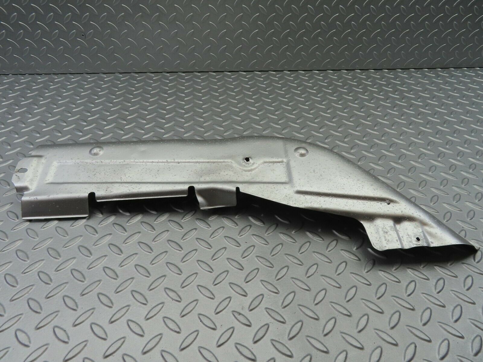6769 Mercedes-Benz S124 E220 Wagon Exhaust Heat Shield