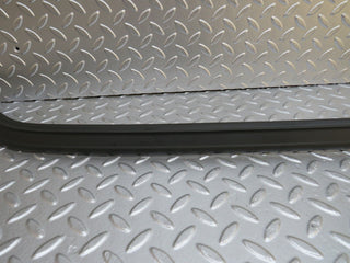 29242 Mercedes-Benz W124 230E Rear Windscreen Lower Rubber Seal