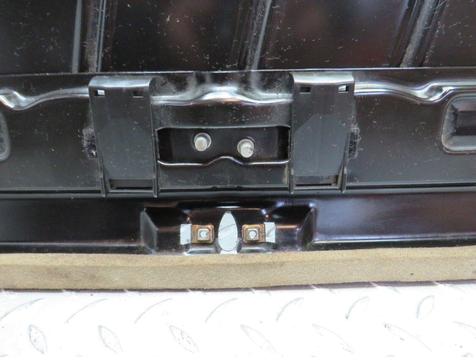 29498 Mercedes-Benz W124 230E Power Sunroof Frame