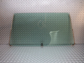 31424 Mercedes-Benz S124 220TE Wagon Tailgate Heated Windscreen