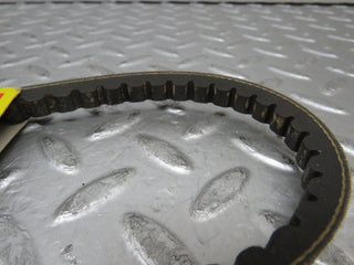 27069 Mercedes-Benz W123 280E V Belt New AVX13X825LA