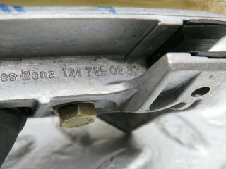 22641 Mercedes-Benz C124 E220 Coupe Door Window Guide Pad Pair 1247250132