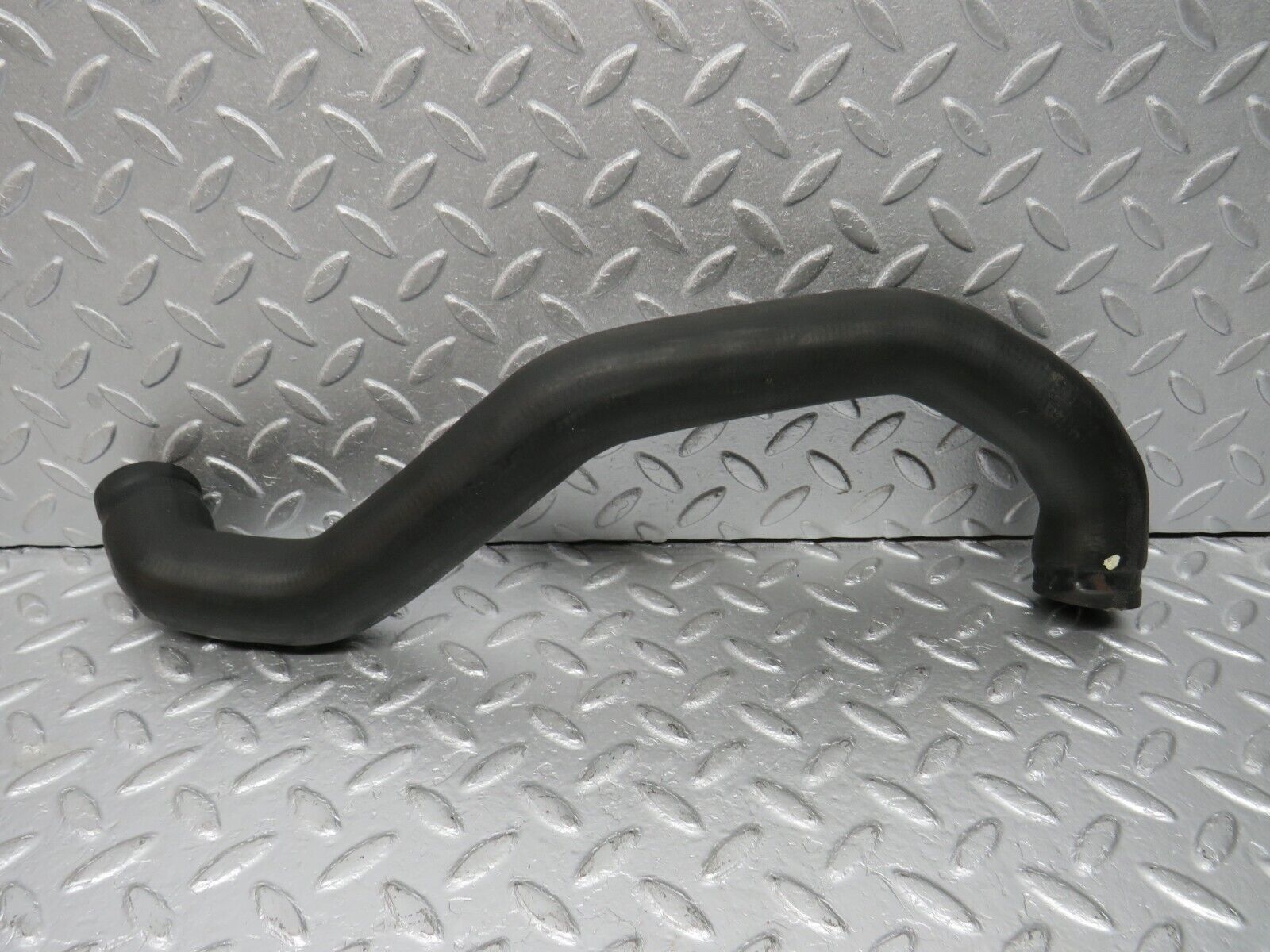 39588 Mercedes-Benz R129 320SL Coupe Radiator Lower Hose Pipe 1295012482