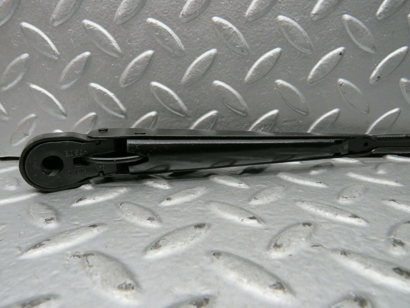 22123 Mercedes-Benz S123 280TE Wagon Right Side Wiper Arm Bosch 3399990553
