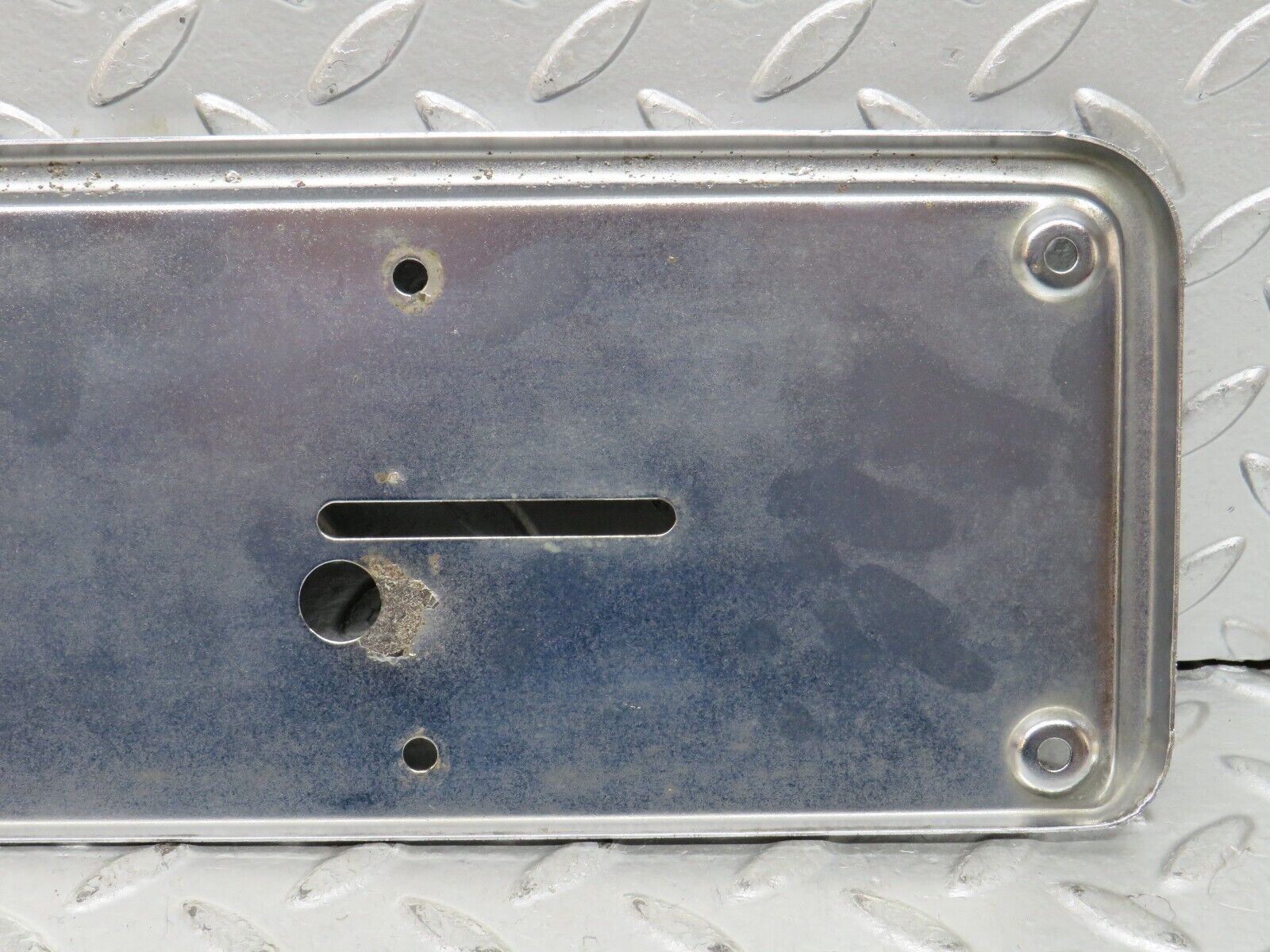 27626 Mercedes-Benz S124 300TE Wagon Rear number Plate Holder Chrome