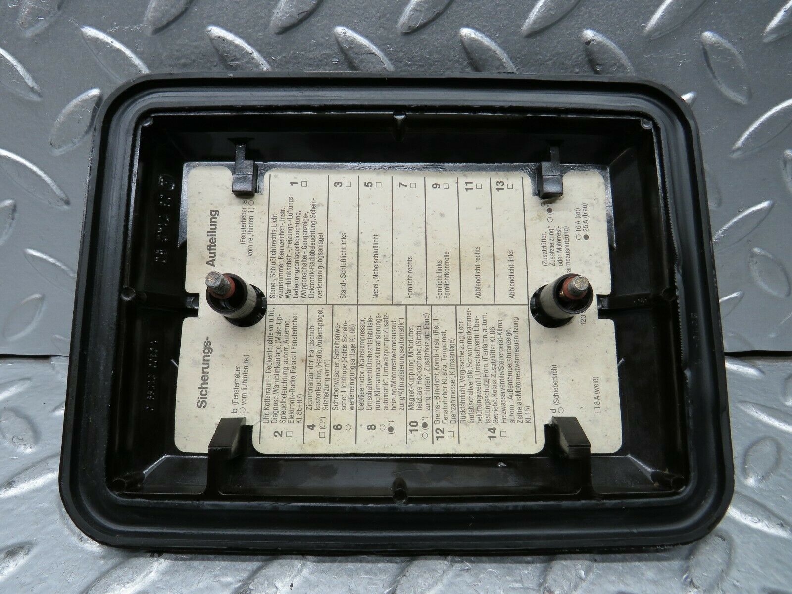22073 Mercedes-Benz S123 280TE Wagon Fuse Box Cover Lid 1235400082