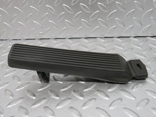 32597 Mercedes-Benz S124 300TE Wagon Accelerator Pedal With Rubber 1233010082