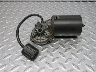 0534 Mercedes-Benz W123 230E Wiper Motor Bosch