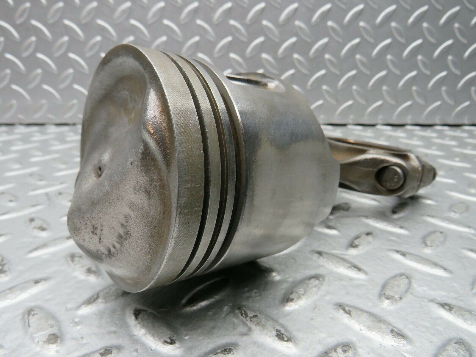 22208 Mercedes-Benz S123 280TE Piston With Connecting Rod 85.975 mm