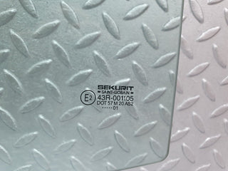 41406 Mercedes-Benz W124 200E Rear Left Door Window Glass