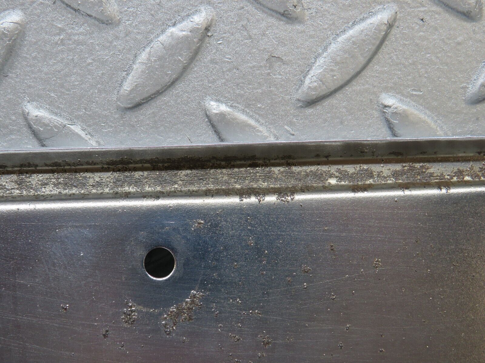 37385 Mercedes-Benz W109 300SEL Rear number Plate Holder Chrome