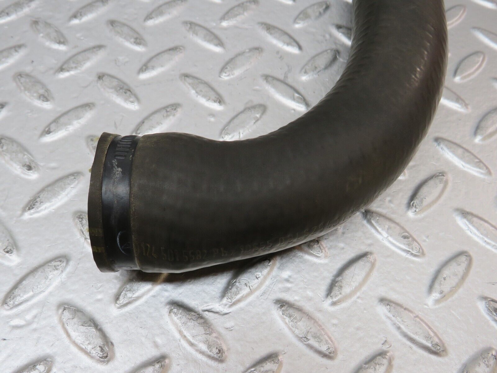 26419 Mercedes-Benz C124 220CE Radiator Hose Pipe Pair 1245015582 1245015682