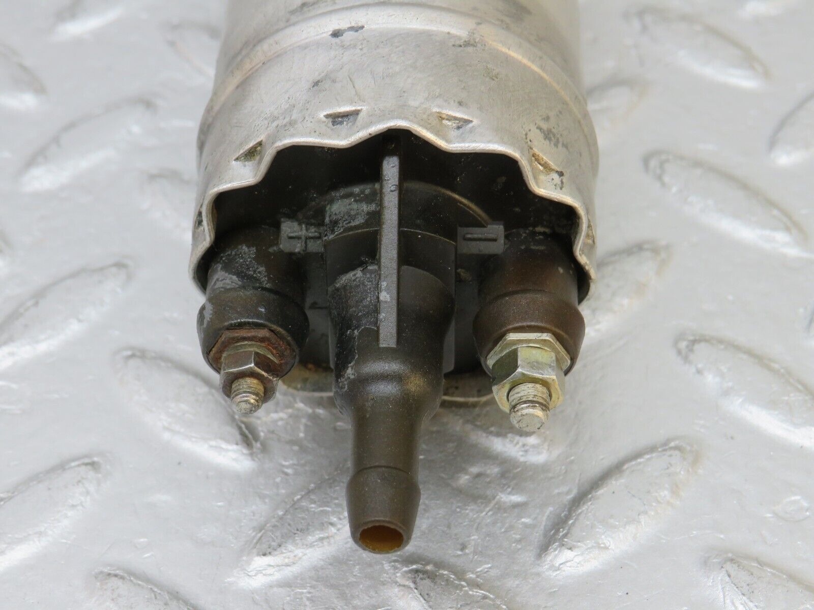 37537 Mercedes-Benz W109 300SEL Fuel Pump Bosch 0580464070