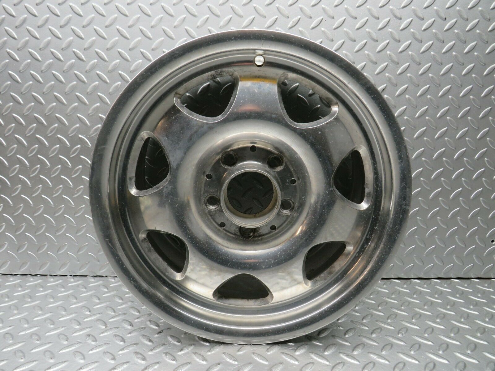 22844 Mercedes-Benz S123 280TE Alloy Wheel 7Jx15H2 ET37 1704010002