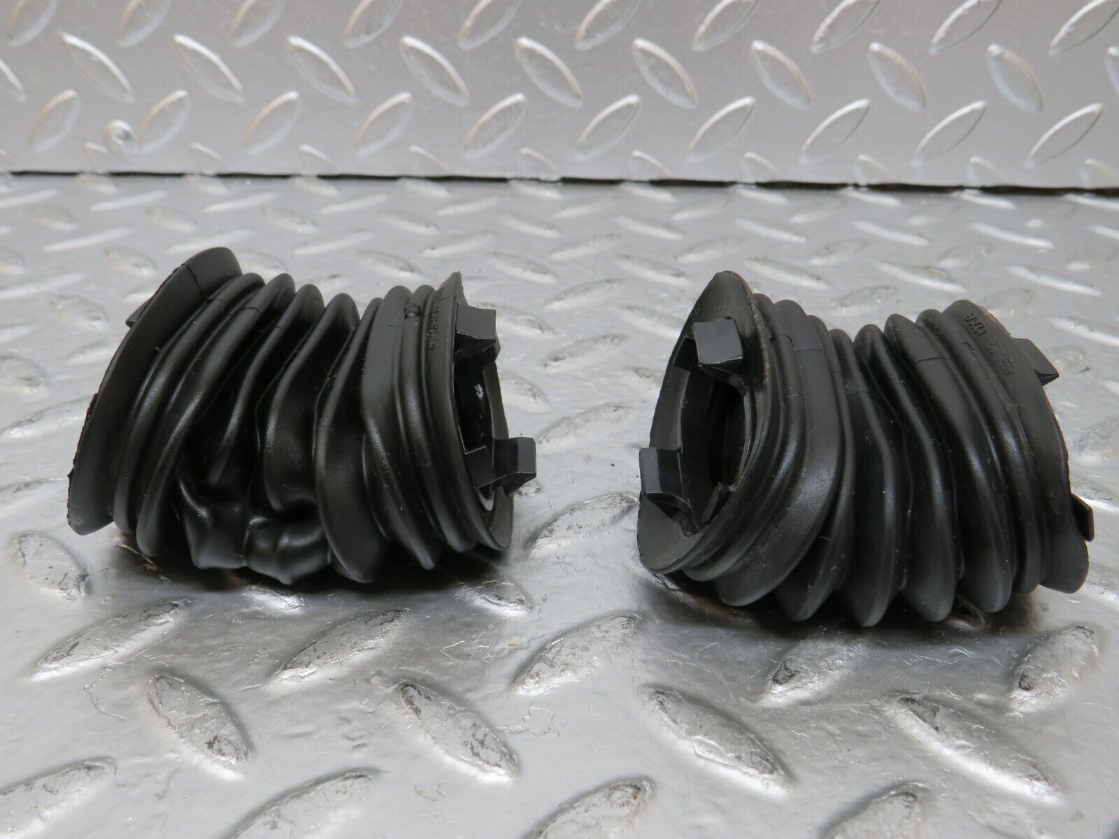 25791 Mercedes-Benz W124 280E Rear Door Wire Protector Rubber Pair 1248210597