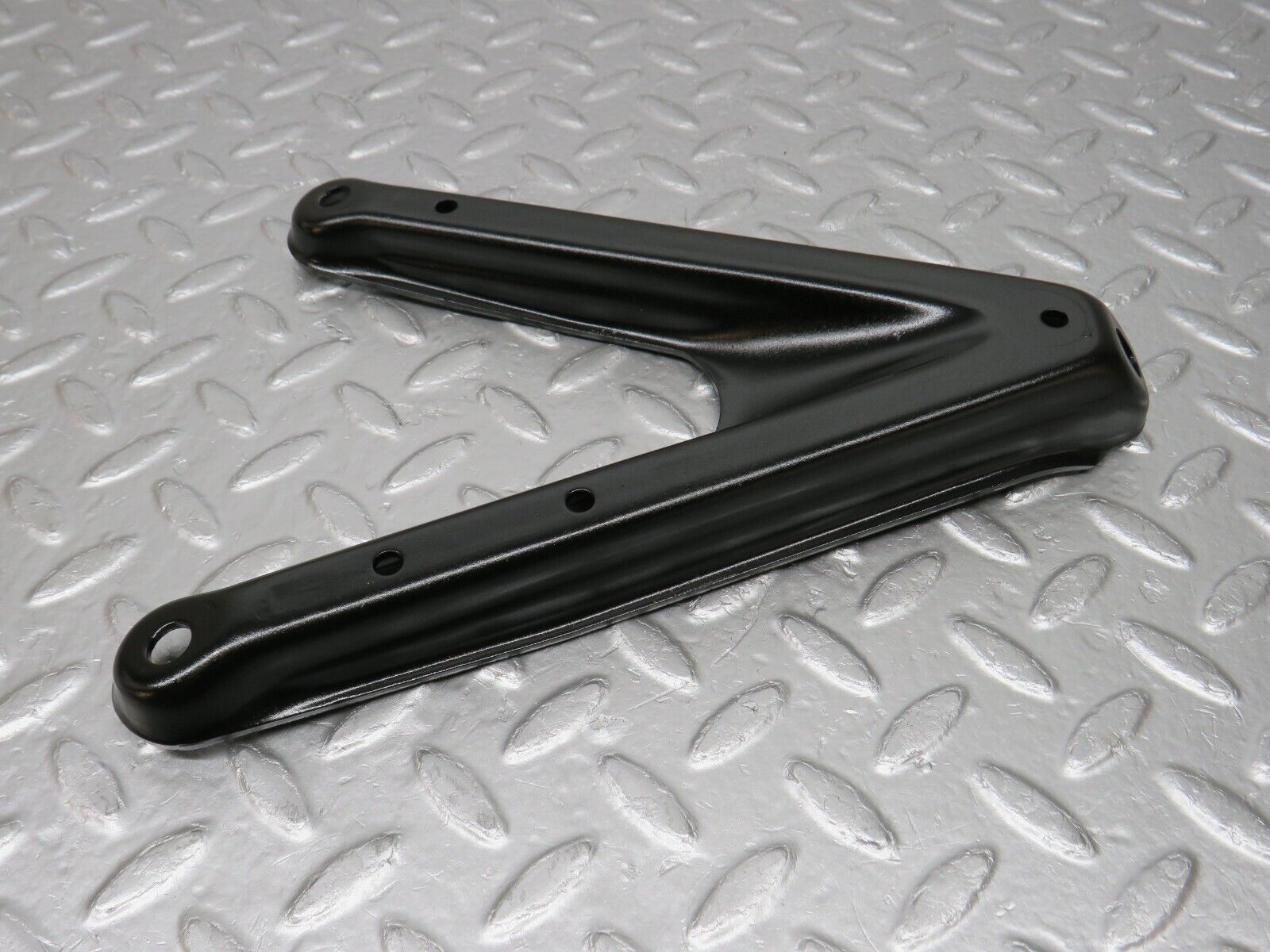 33530 Mercedes-Benz W202 C180 Air Intake Manifold Bracket