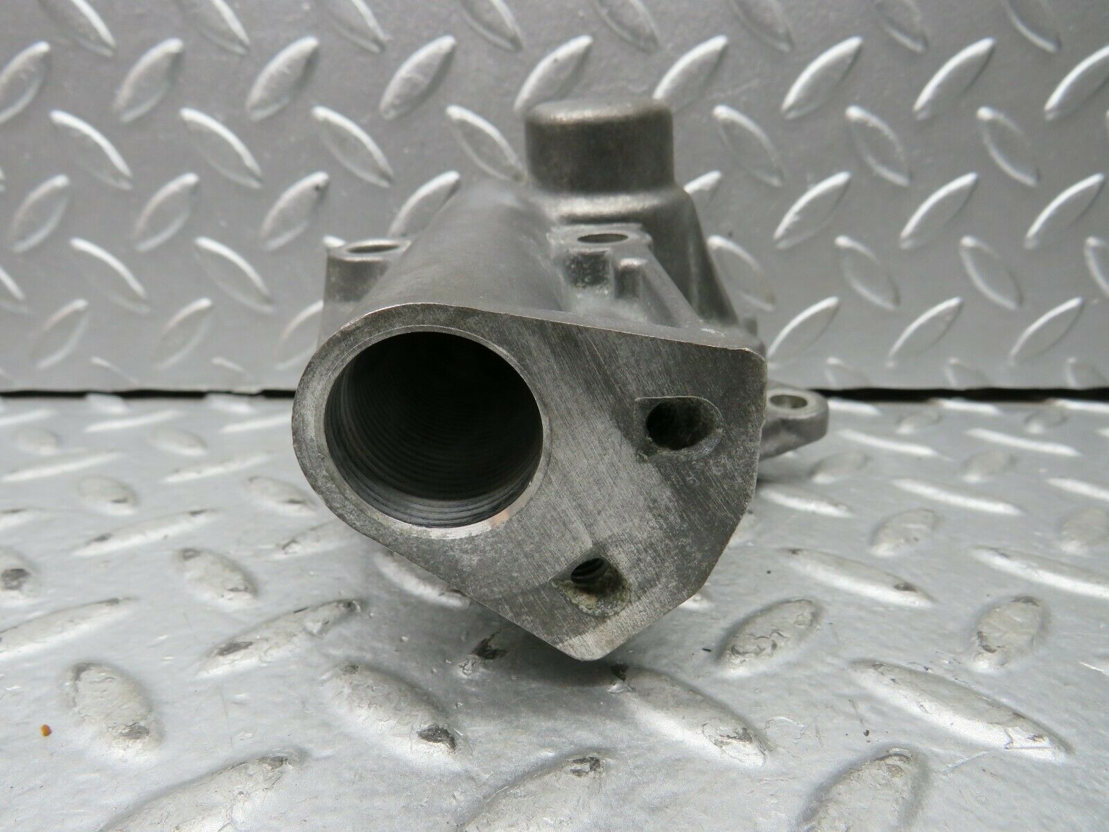 22163 Mercedes-Benz S123 280TE Ignition Distributor Housing 1101580515