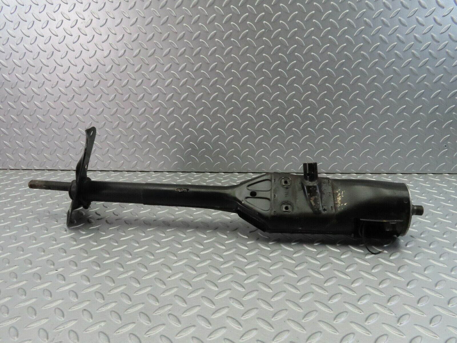 7434 Mercedes-Benz W116 450SE Steering Column  LHD