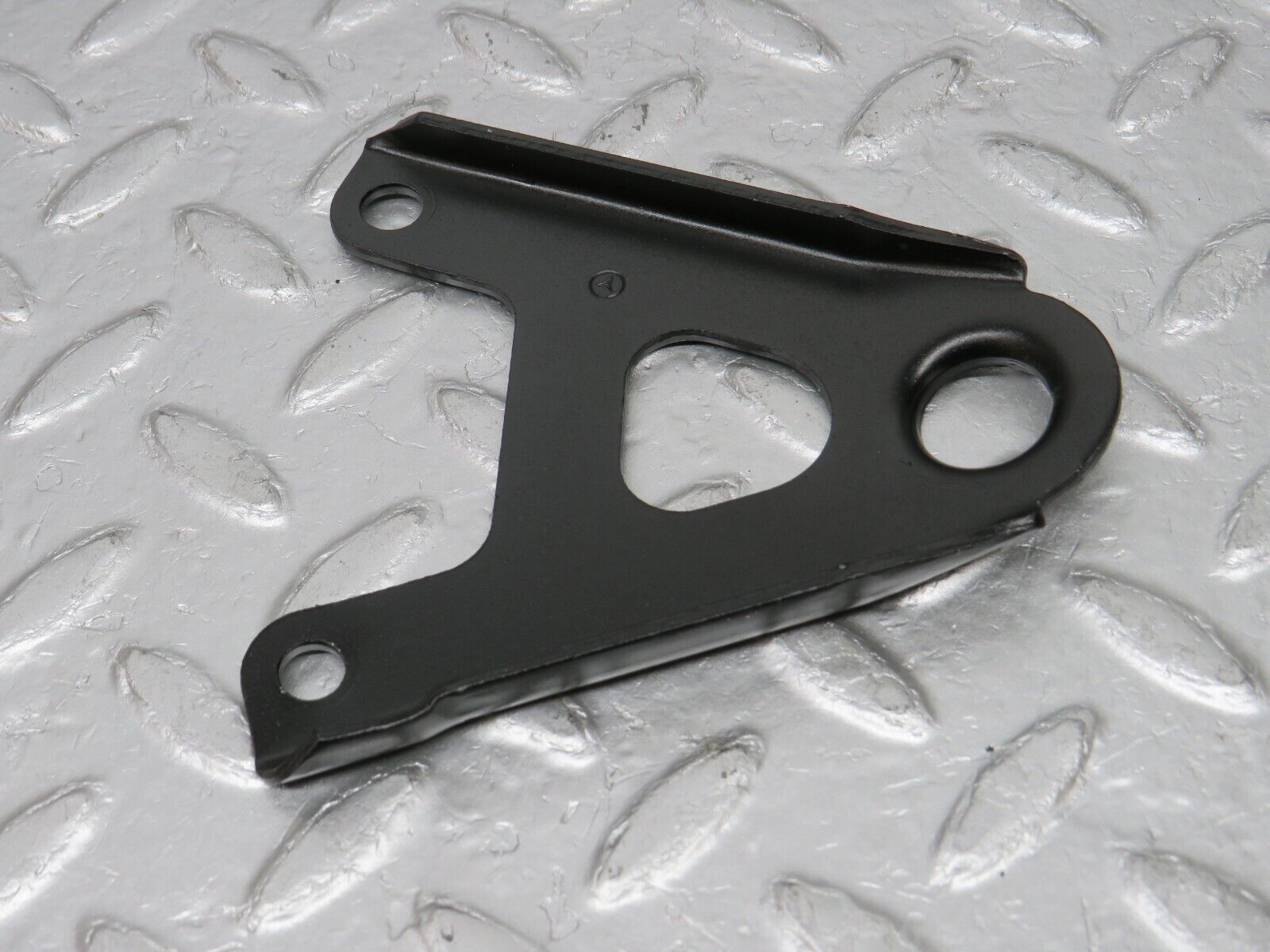 33547 Mercedes-Benz W202 C180 Engine Lifting Eyes Hooks