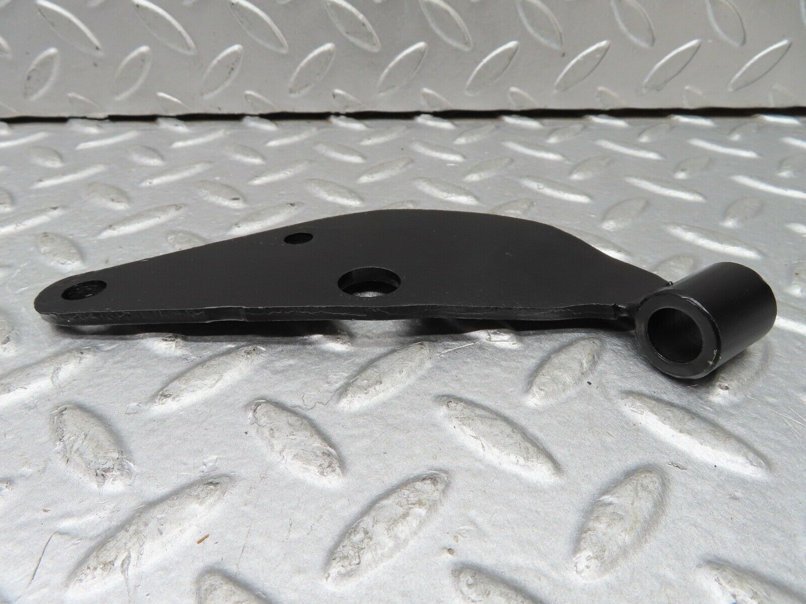 18834 Mercedes-Benz W121 190b Ponton Engine Mount Bracket Left & Right