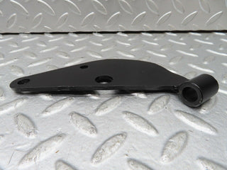 18834 Mercedes-Benz W121 190b Ponton Engine Mount Bracket Left & Right