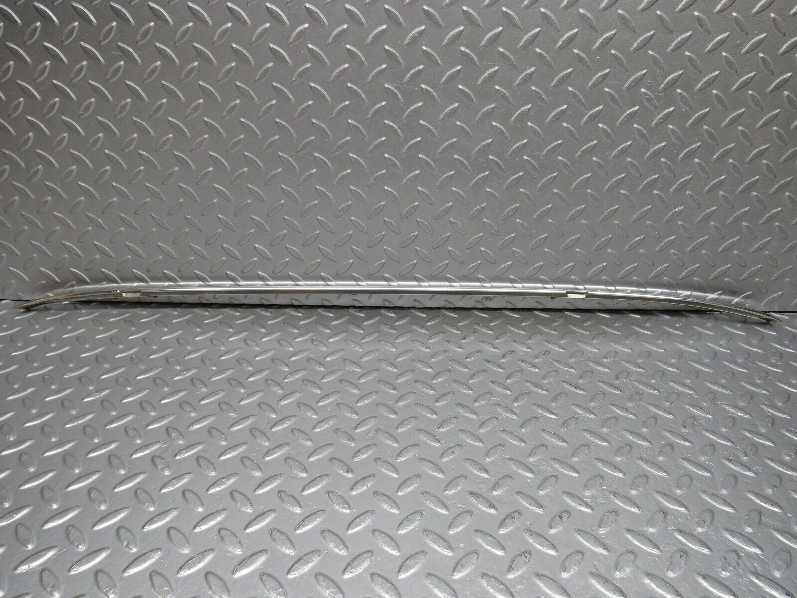 40204 Mercedes-Benz R107 Hardtop Roof Chrome Left Side