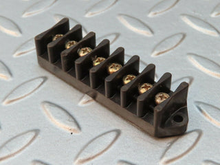 W123 Wagon wire clamping block used OEM