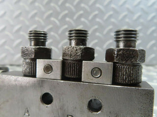 W111 injection distributor used OEM