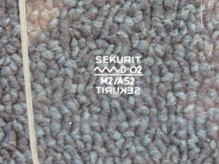 40267 Mercedes-Benz W110 230 Front Right Door Window Glass