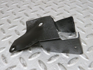 28487 Mercedes-Benz S123 240D Wagon Suspension Levelling Valve Bracket