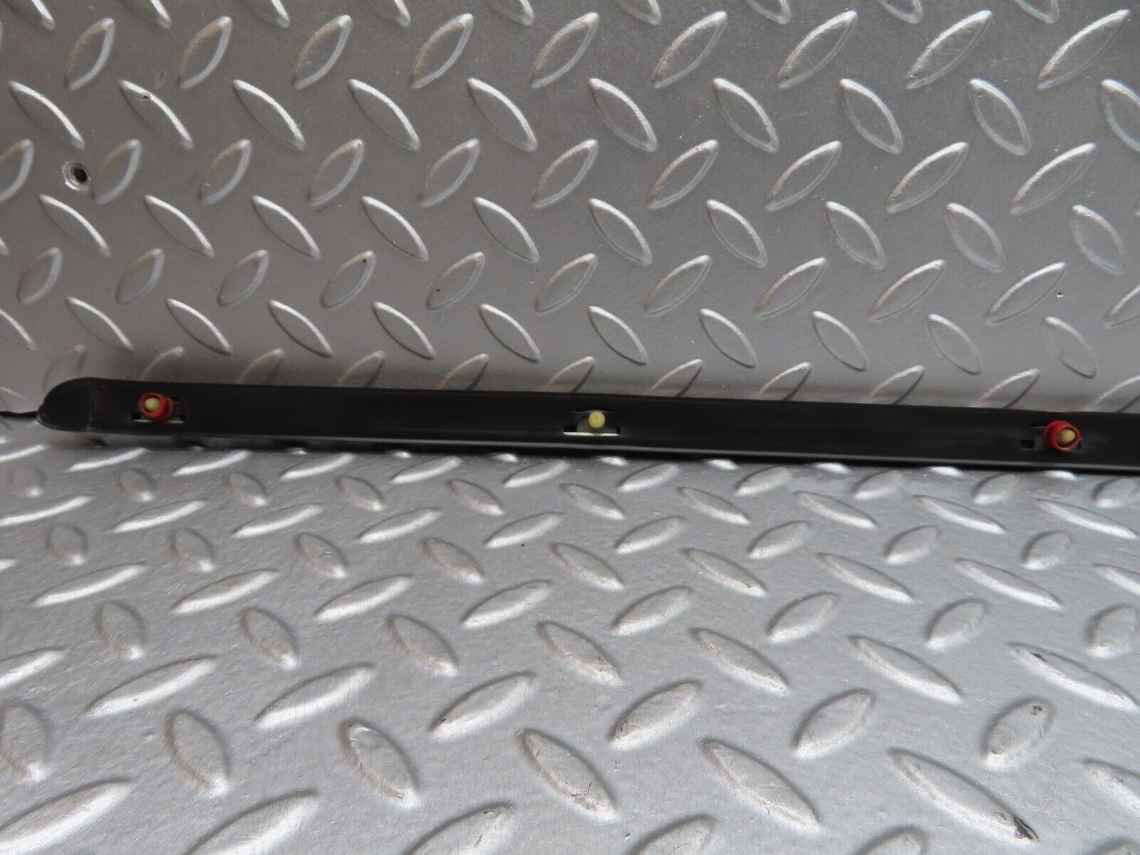 20447 Mercedes-Benz W114 280CE Coupe Front Right Fender Wing Centre Moulding Trim