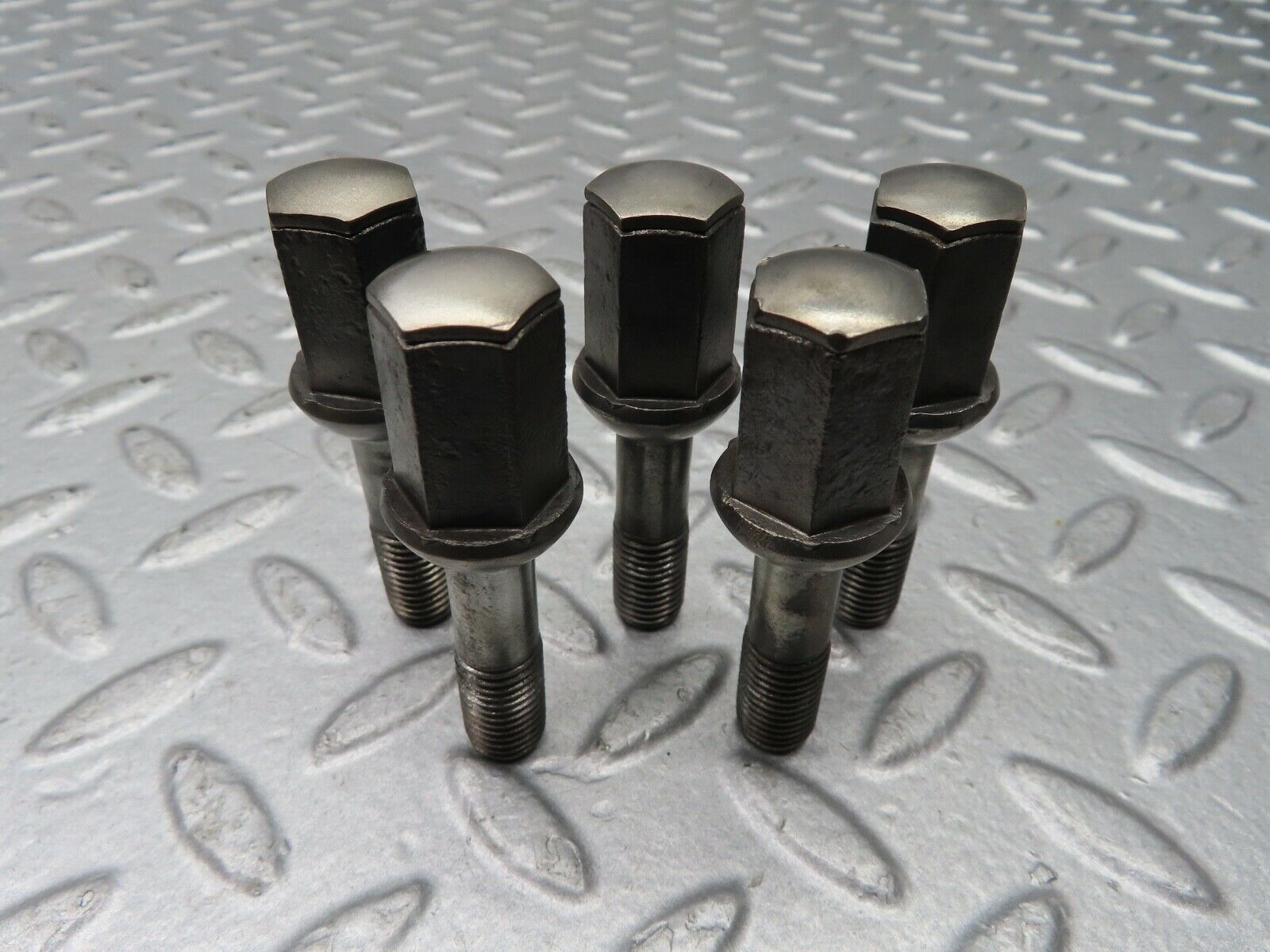 20528 Mercedes-Benz 5x Alloy Wheel Lug Bolt M12x1.5