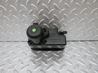 30623 Mercedes-Benz W201 190E 2.0L Central Locking Pump Hella 0008000348