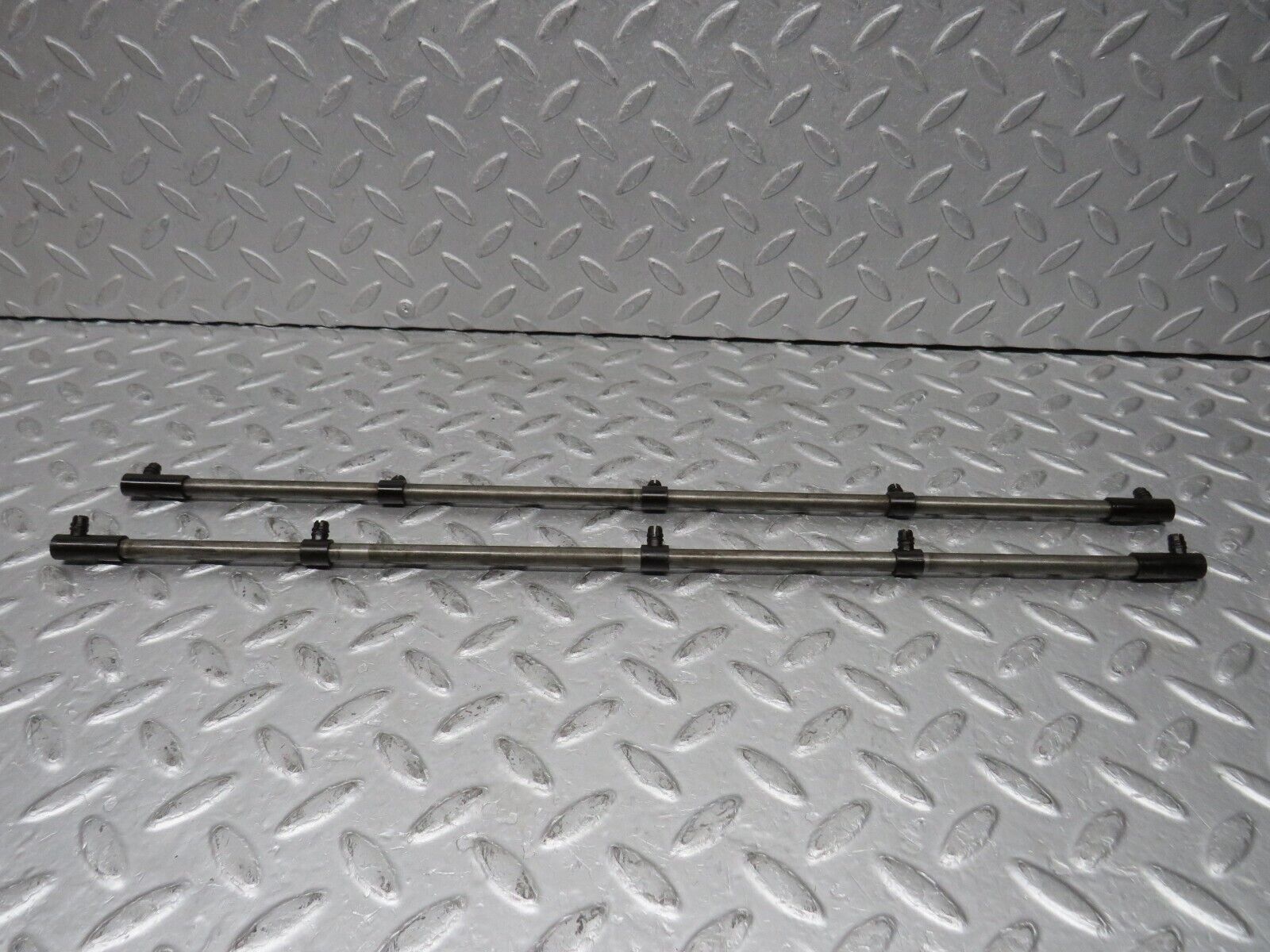 37649 Mercedes-Benz W109 300SEL Camshaft Oil Tube