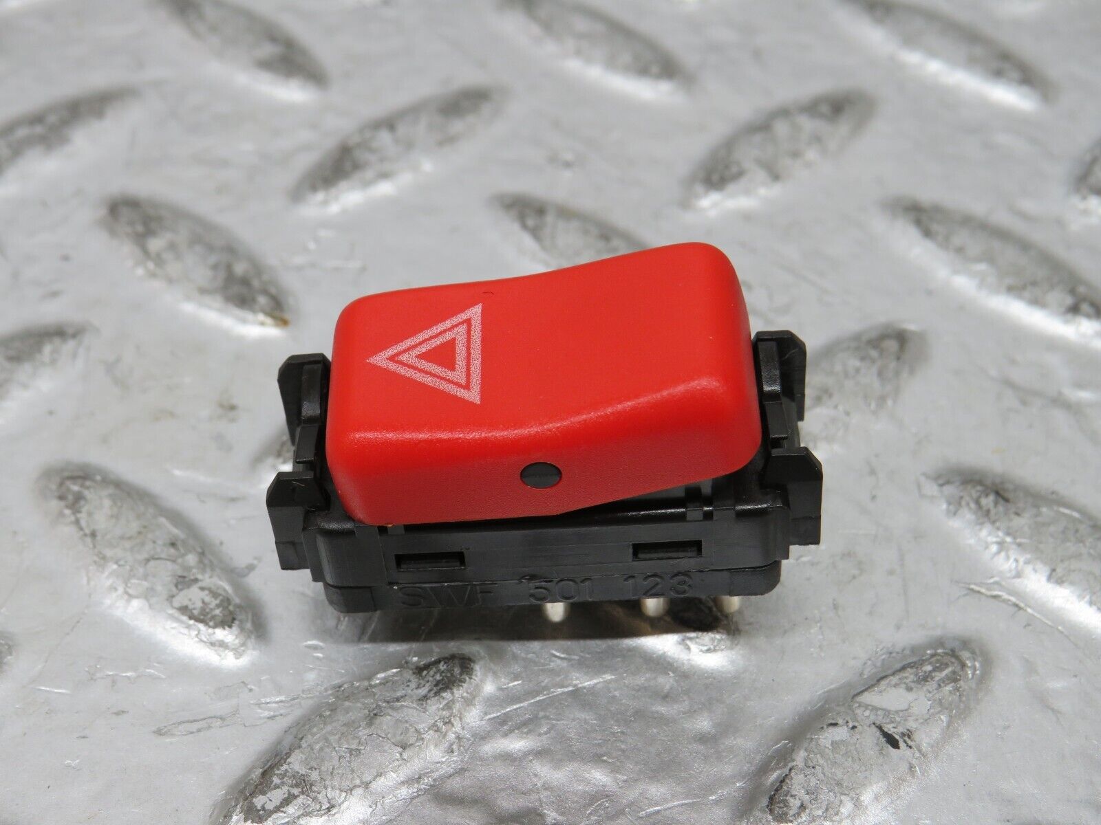 27556 Mercedes-Benz S124 300TE Wagon Hazard Warning Light Switch 1248200110