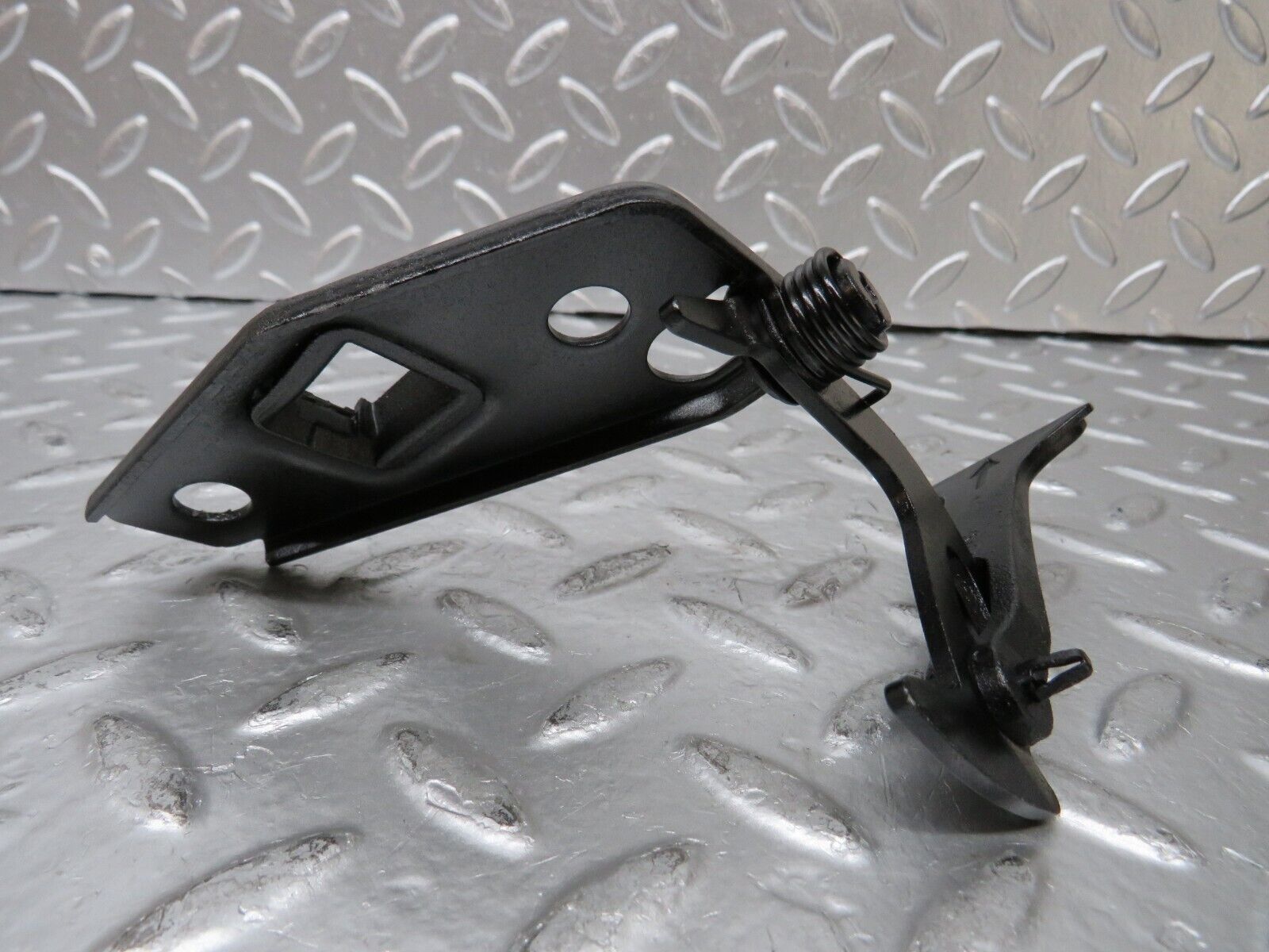 25285 Mercedes-Benz W201 190D Bonnet Safety Latch 2018800560
