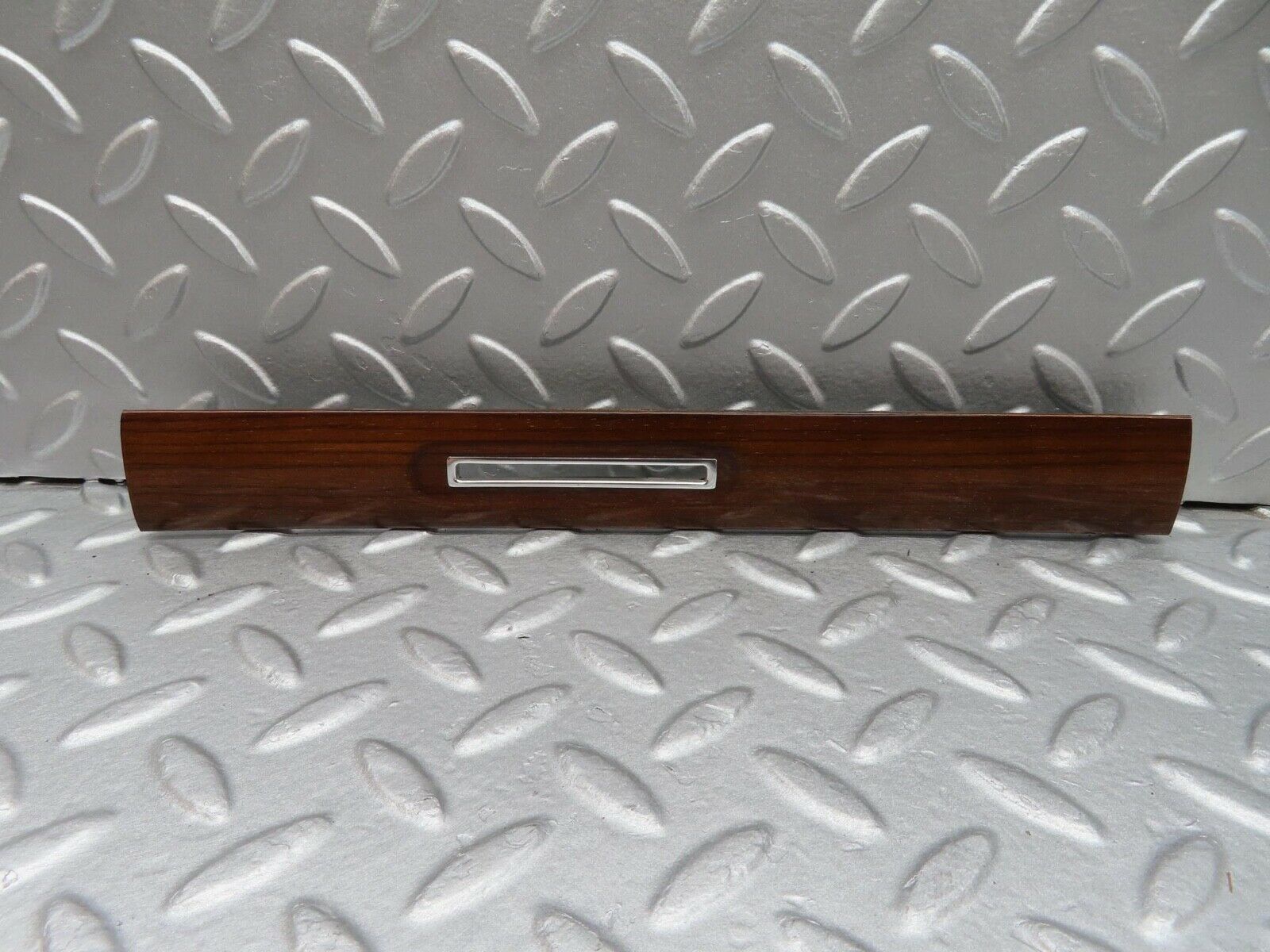 15918 Mercedes-Benz W123 280E Dashboard Wood Trim