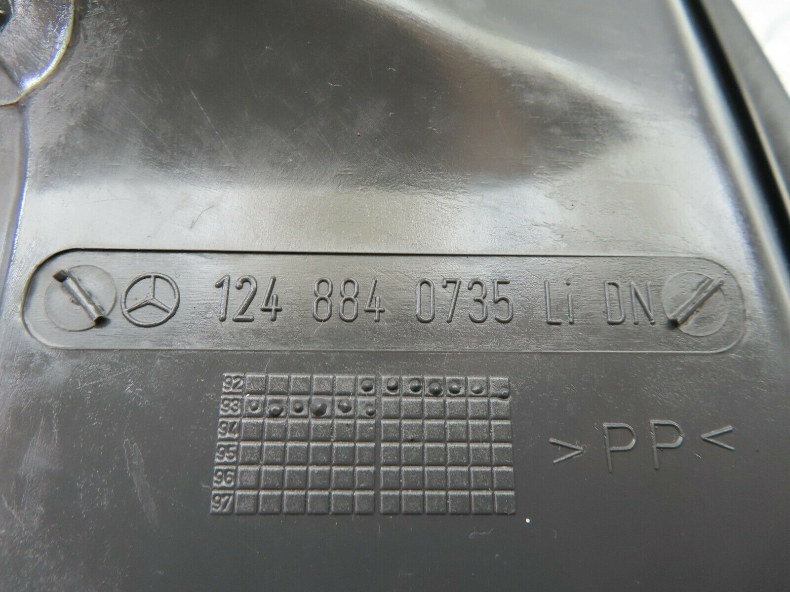 6988 Mercedes-Benz S124 E220 Wagon Inner Mudguard Panelling Front Left