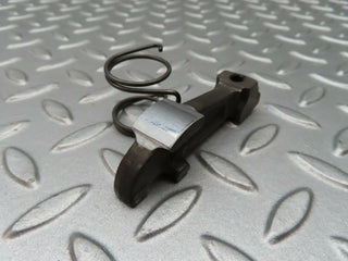 W108 valve rocker arm with retaining spring used OEM