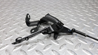 37217 Mercedes-Benz C126 420SEC Coupe Throttle Linkage