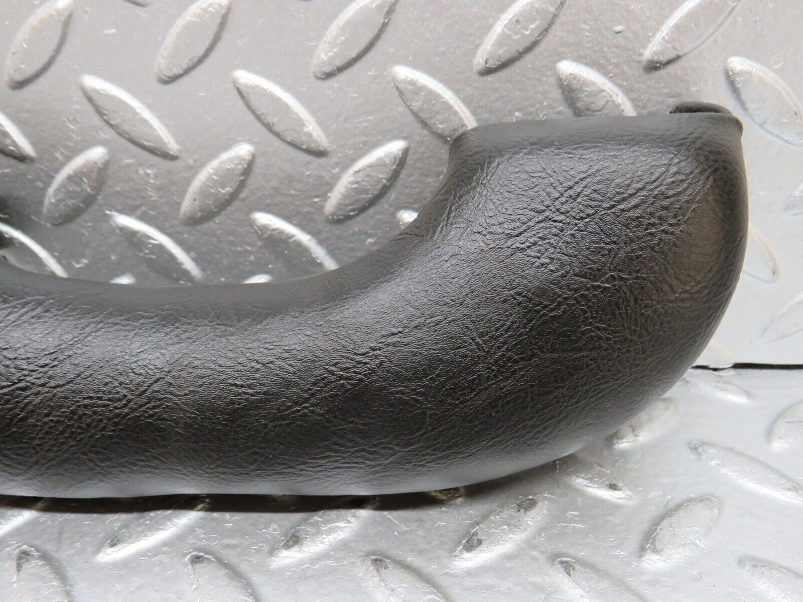 0188 Mercedes-Benz W120 Ponton Arm Rest Top Pad Black