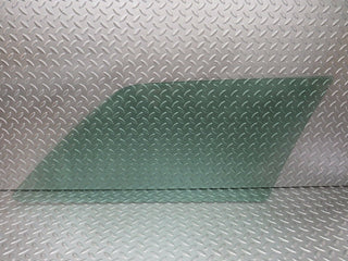 W124 Wagon quarter trunk side glass used OEM