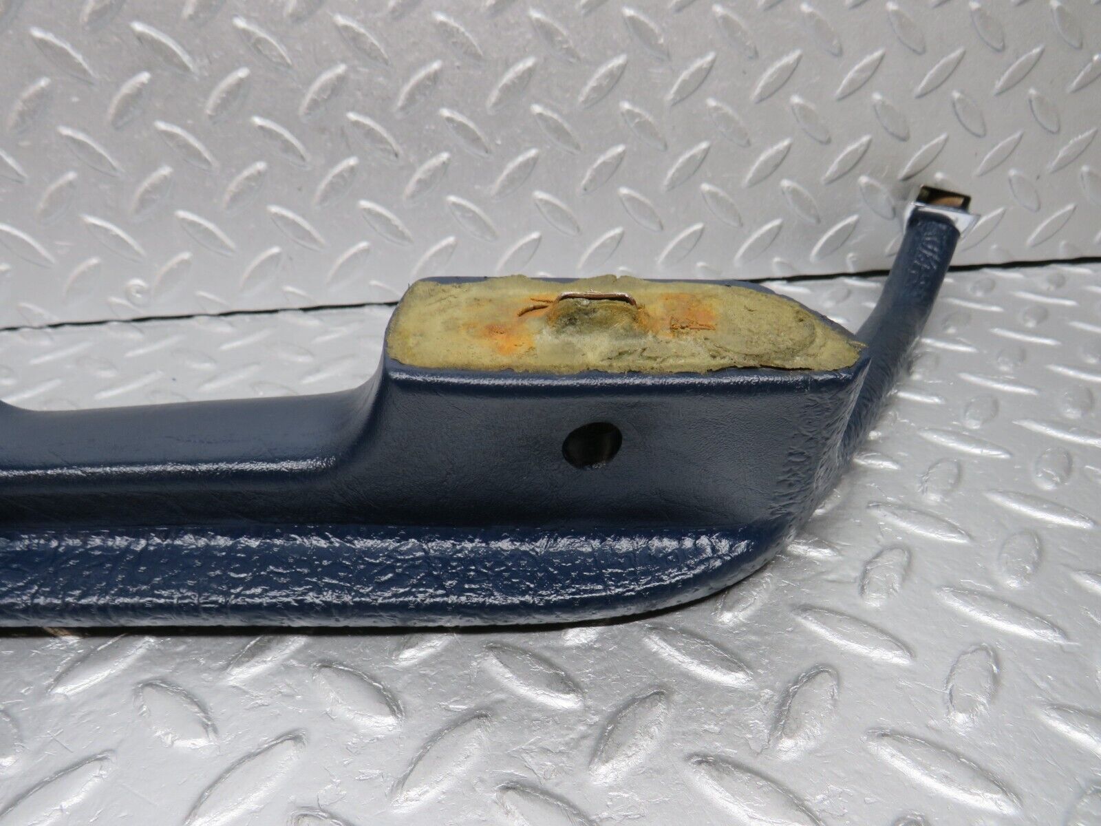 39077 Mercedes-Benz R107 500SL Coupe Interior Door Handle Right Blue