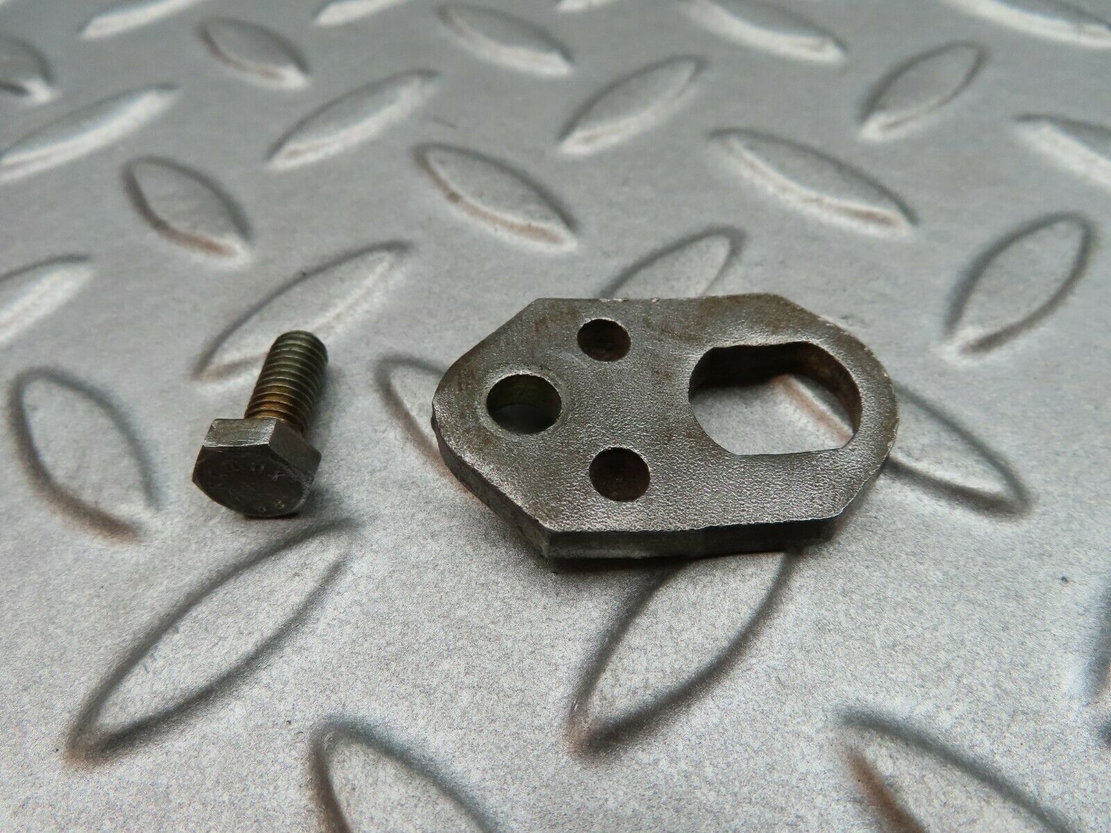 5127 Mercedes-Benz R107 350SL Coupe Fuel Injector Bracket