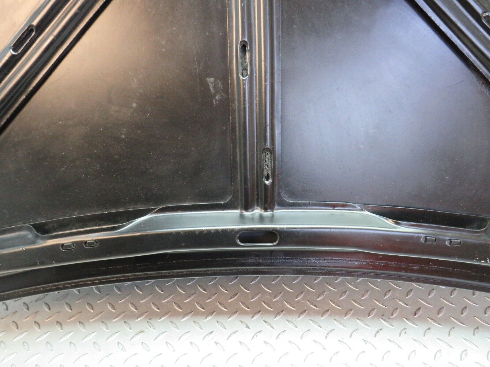 0117 Mercedes-Benz W116 350SE Boot Lid