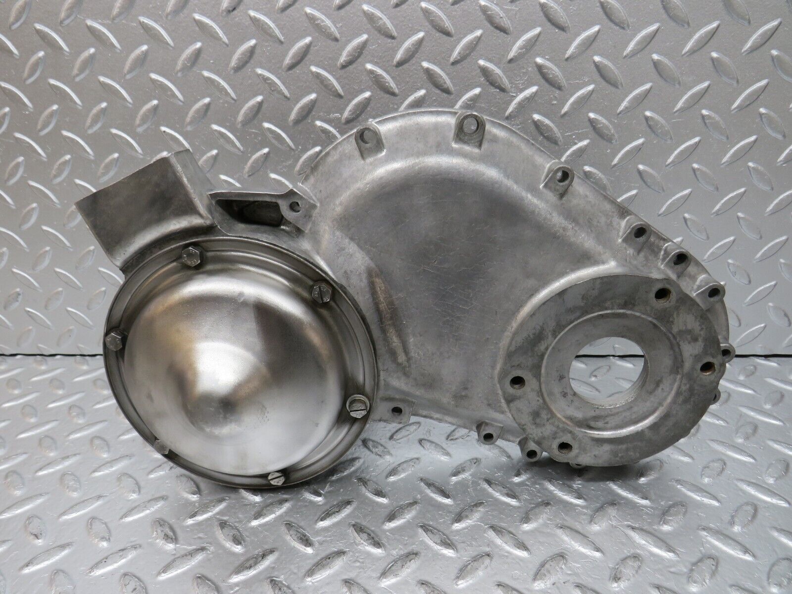 0260 Mercedes-Benz W120 Ponton Timing Gear Case 6360101517