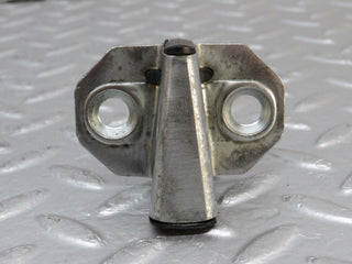 33375 Mercedes-Benz W202 C180 Door Lock Latch